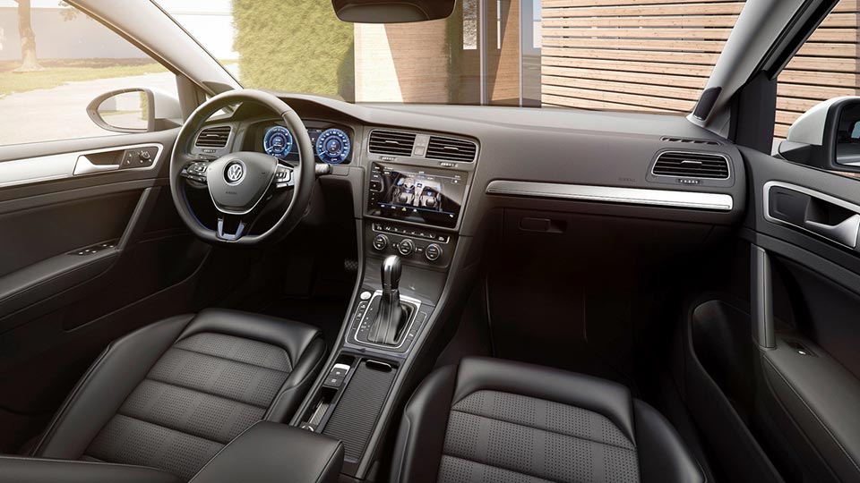 Inside the 2017 Volkswagen e-Golf