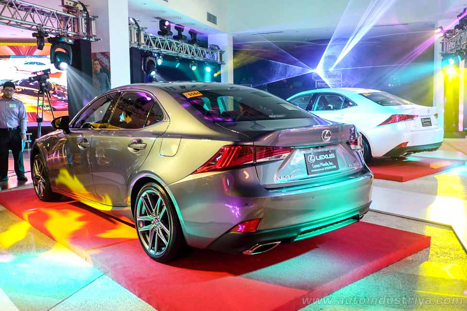 Rear quarter of the 2017 Lexus IS 350 F-Sport