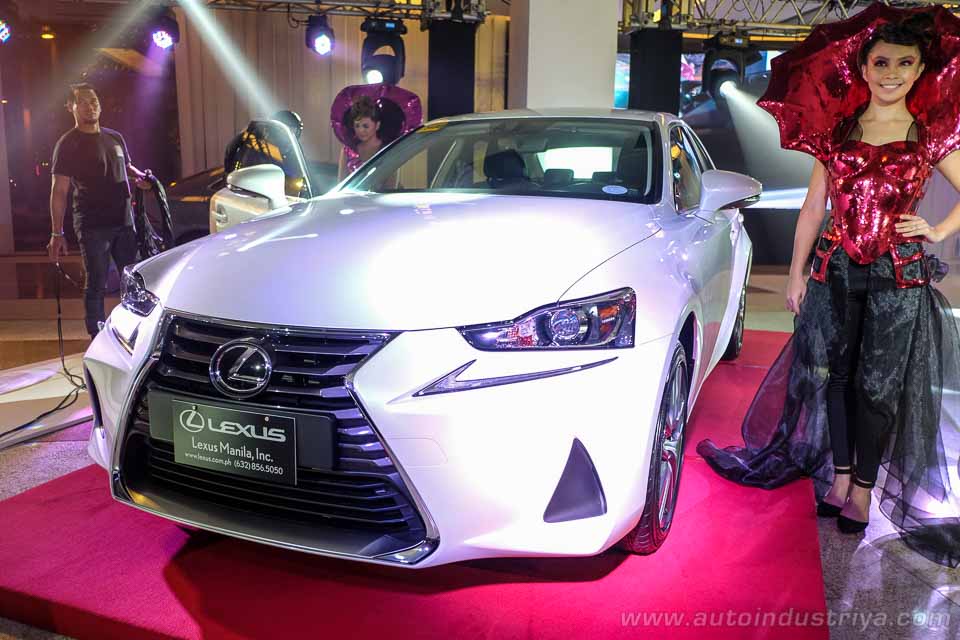 The front of the 2017 Lexus IS 350
