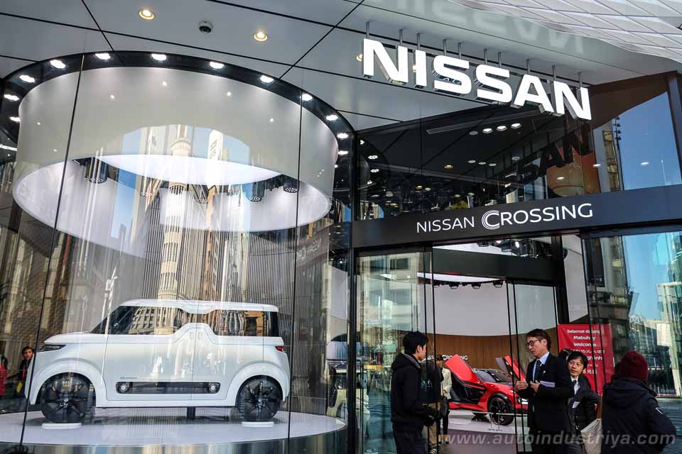 Nissan Crossing