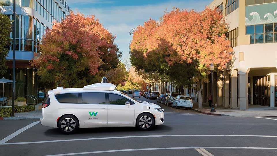 Google unveils self-driving Pacifica Hybrid minivan
