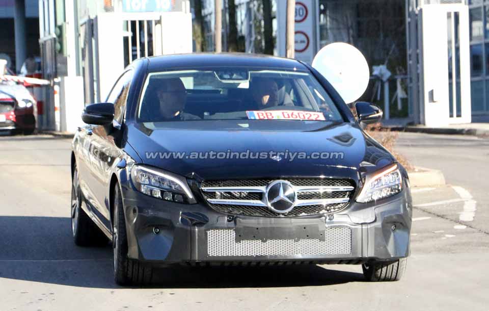 Spied: Mercedes-Benz C205 C-Class Coupe facelift spotted testing