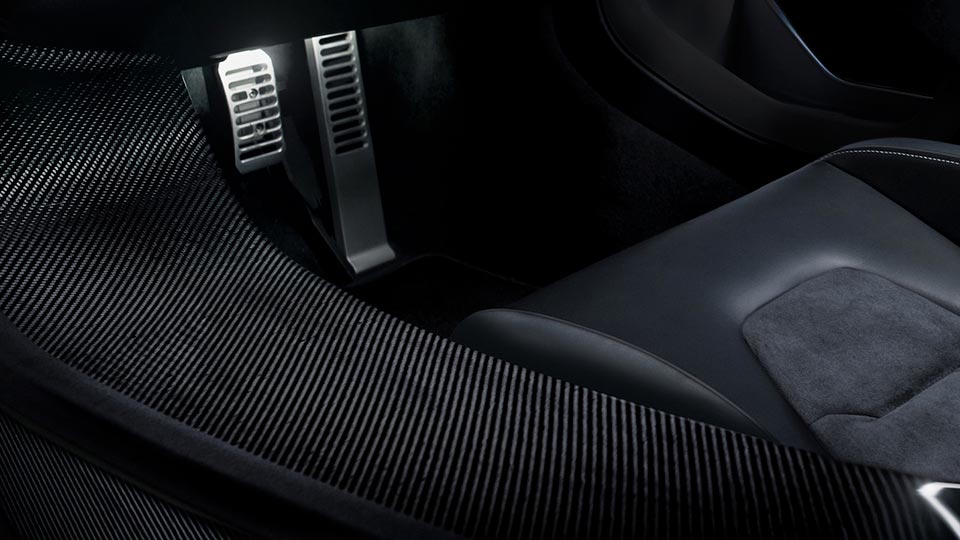 Mclaren Super Series gets carbon fiber goodies from MSO
