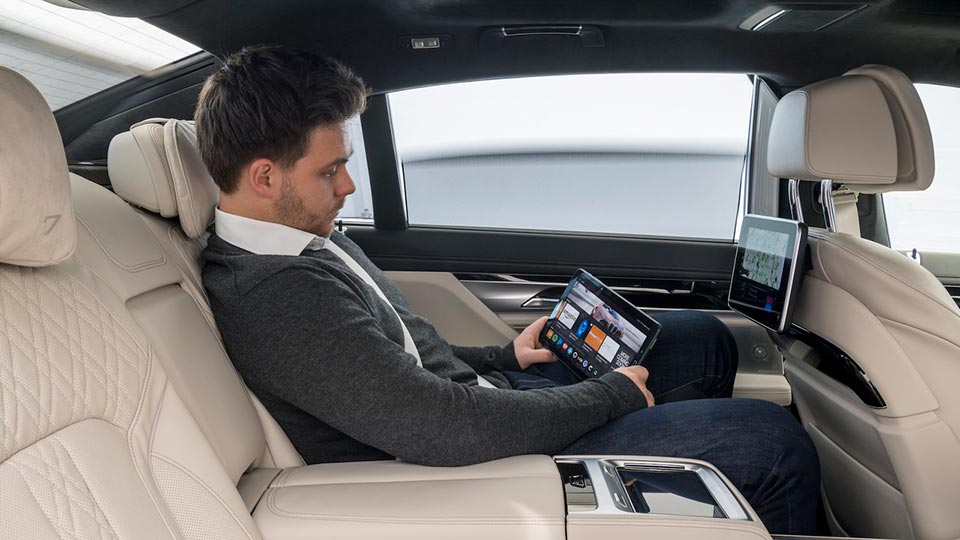 CES 2017: Self-driving BMW 5 Series prototype arrives in Las Vegas