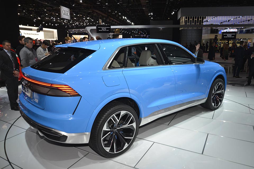 NAIAS 2017: Audi Q8 e-tron concept revealed with over 440 horsepower