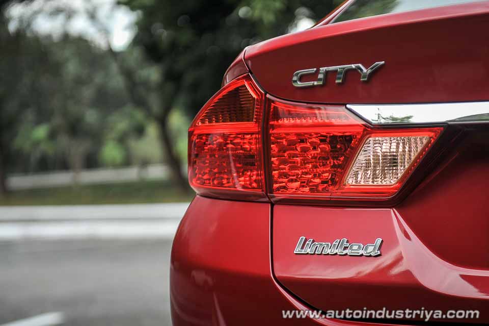 The Limited badge on the 2016 Honda City