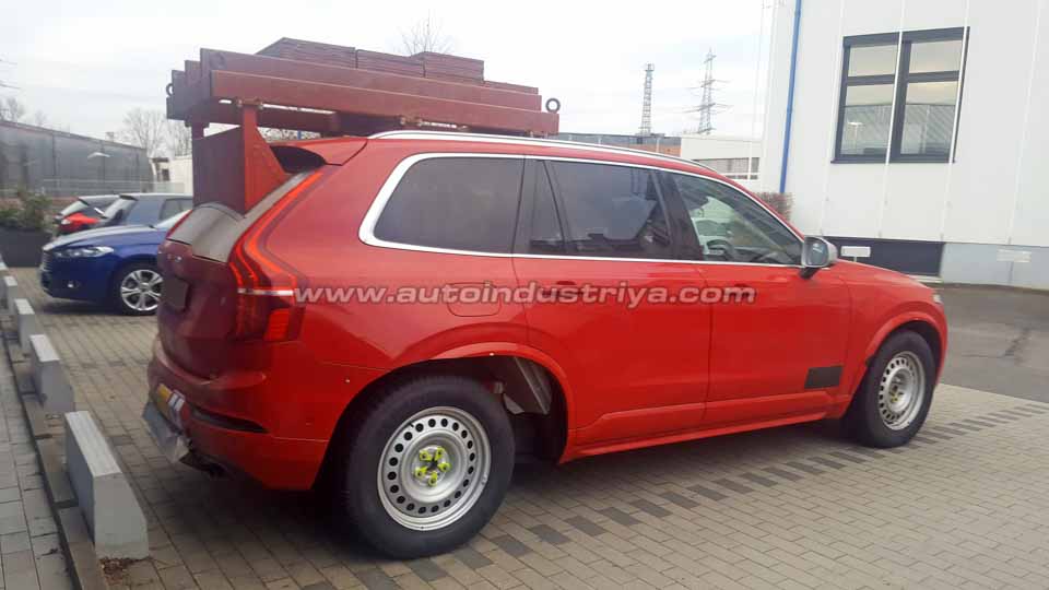 Spied: Mysterious large Volvo in the works