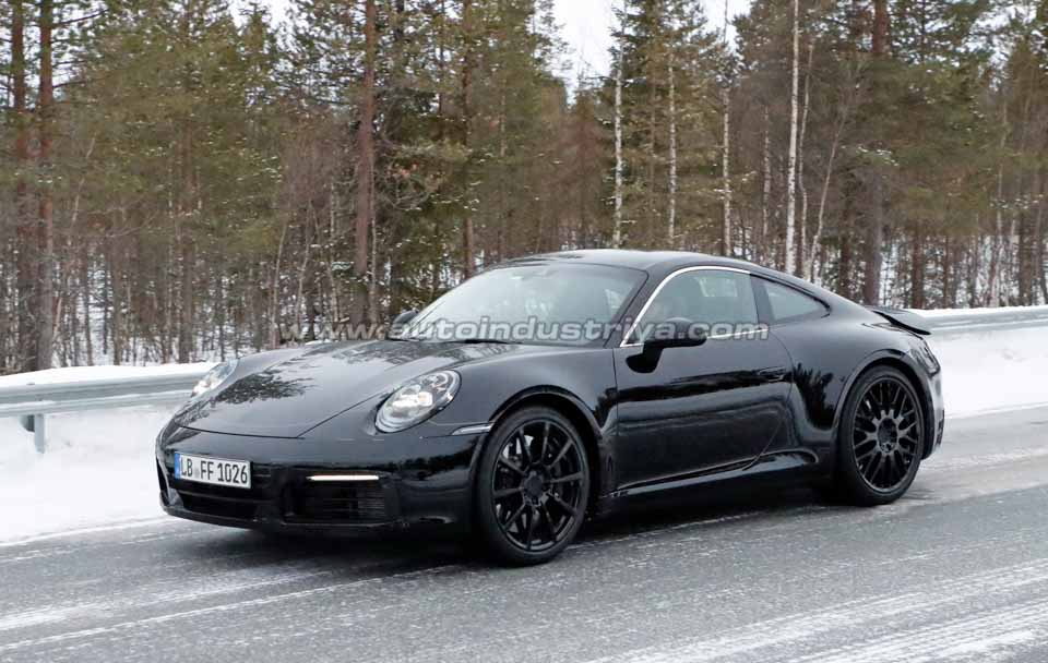 Spied: Next-gen Porsche 911 sighted with full production body