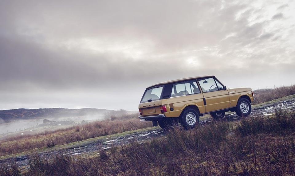 Factory-restored 1978 Range Rover by Land Rover Classic revealed