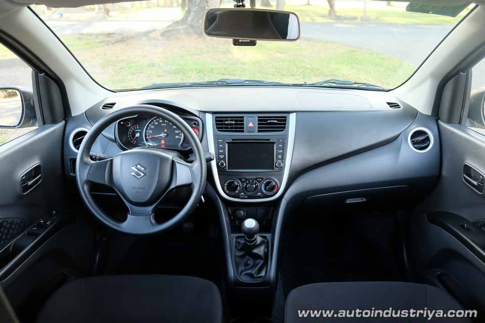 Inside the 2016 Suzuki Celerio M/T