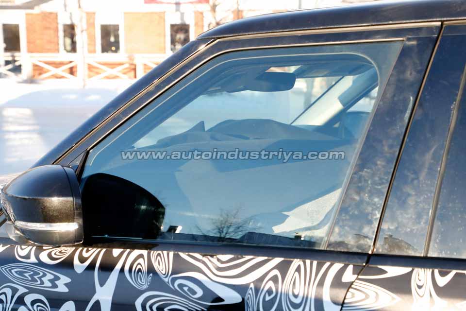 Spied: Range Rover Sport gets a plug-in hybrid model Spied: Range Rover Sport gets a plug-in hybrid model