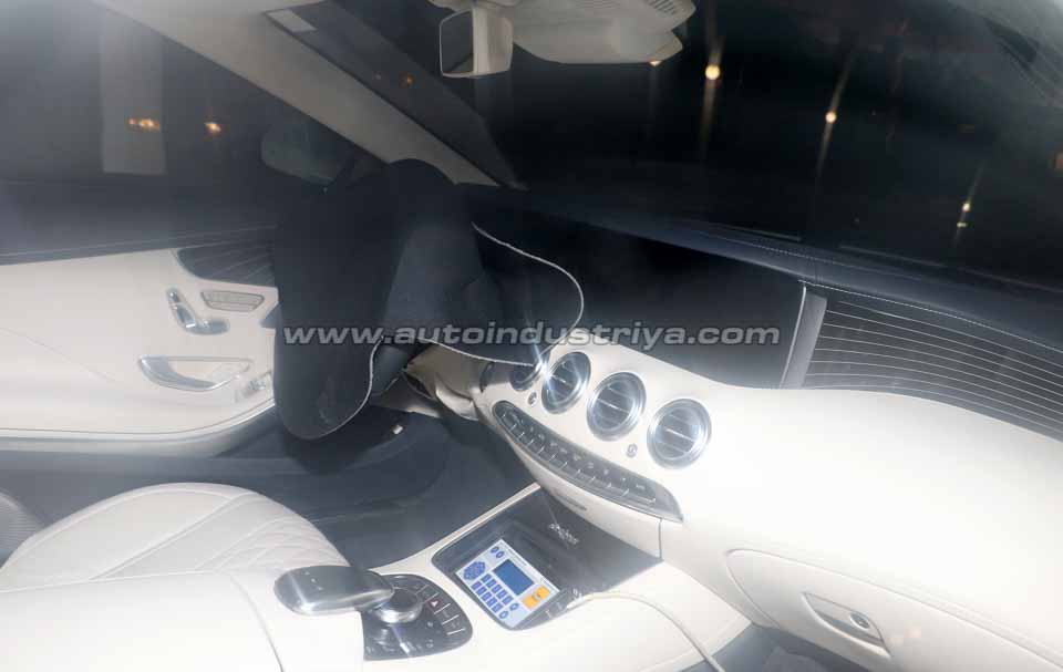 Spied: Redesigned Mercedes S-Class convertible sports new lighting