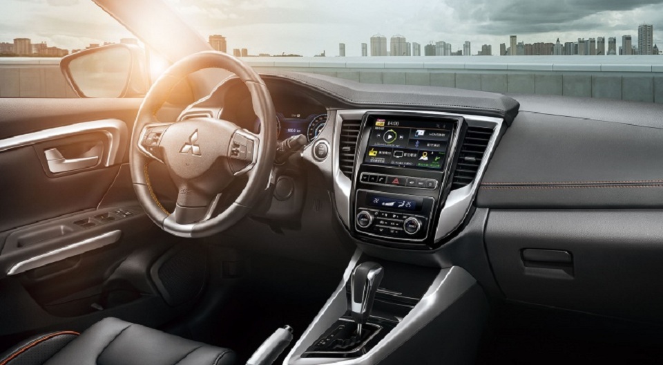 Inside the 2017 Mitsubishi Grand Lancer