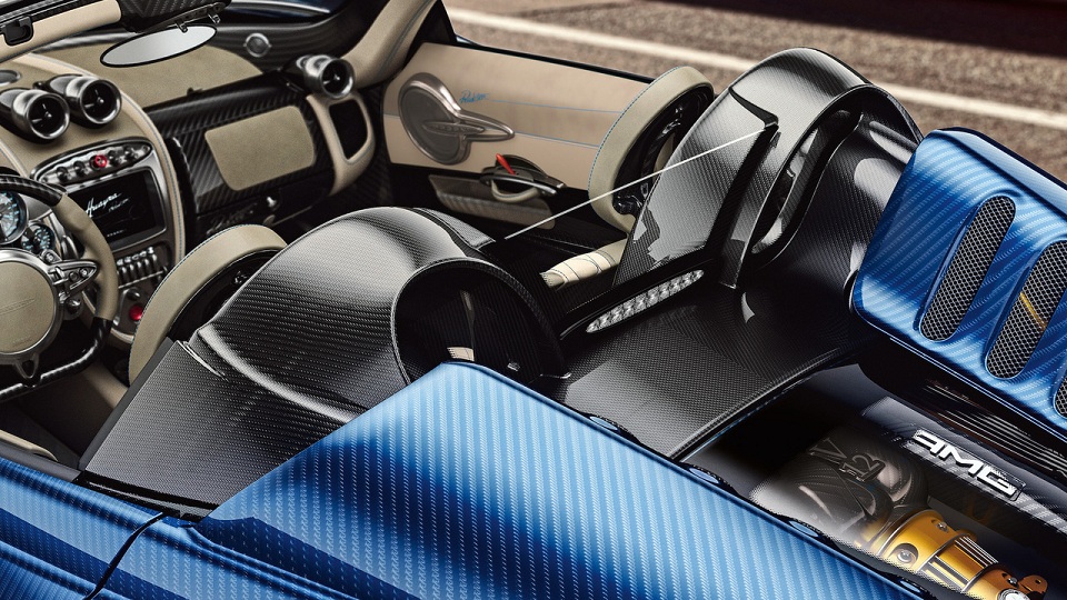 A peek at the V12 biturbo engine of the Huayra Roadster