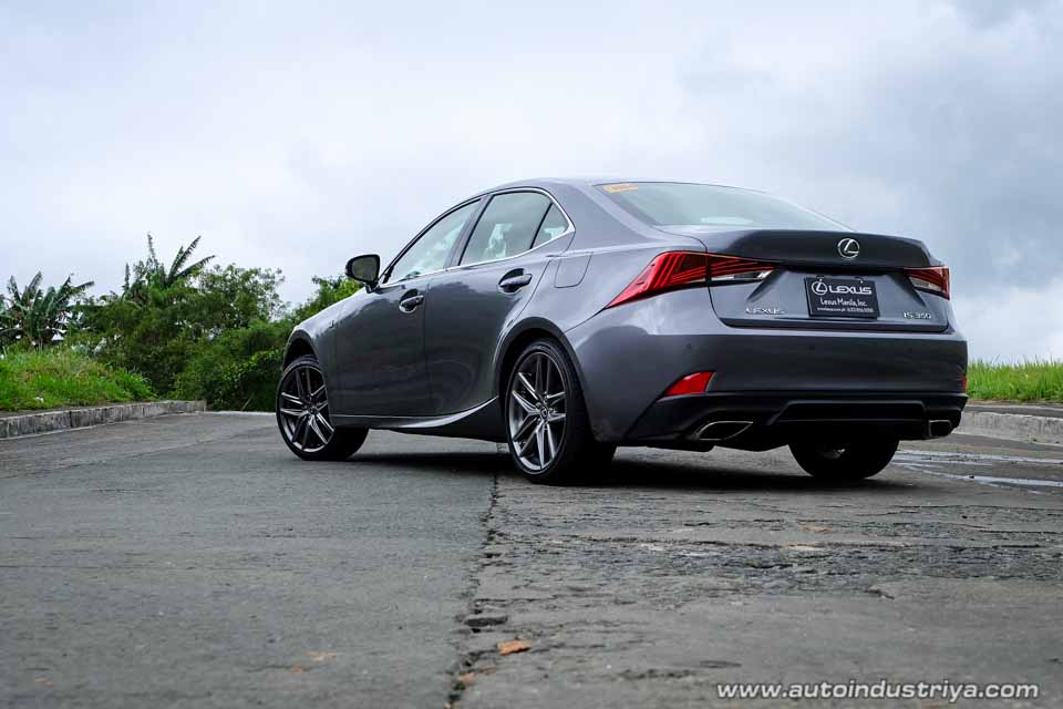 2017 Lexus IS 350 F Sport