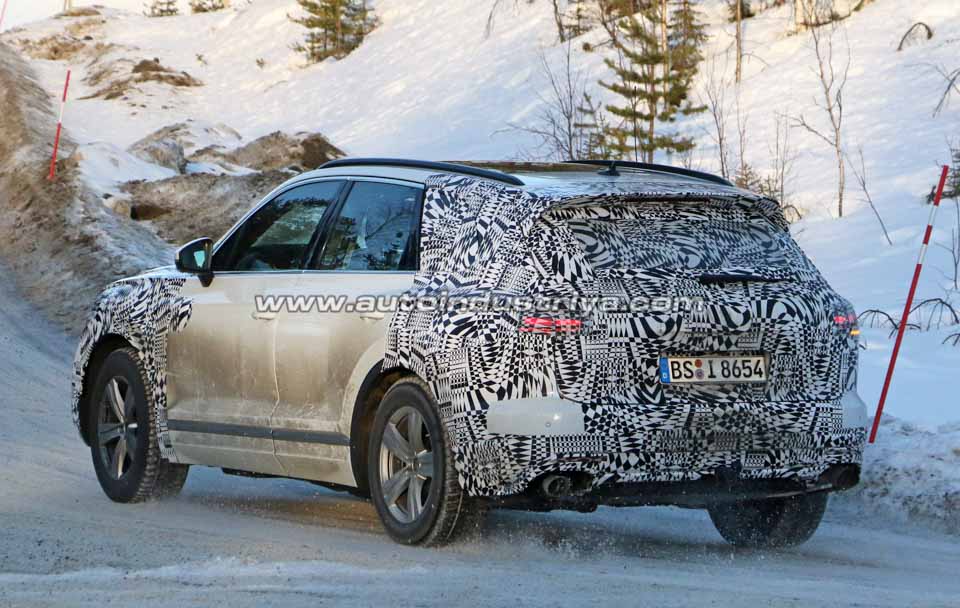 Spied: Volkswagen Touareg