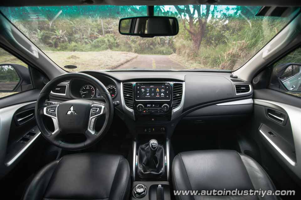 2016 Mitsubishi Montero Sport GLS 4WD