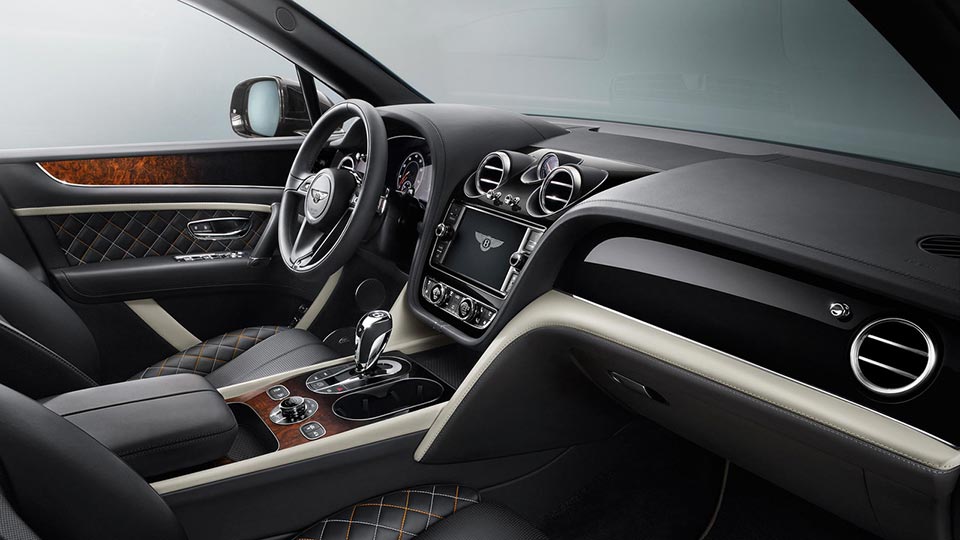 Inside the 2018 Bentley Bentayga Mulliner