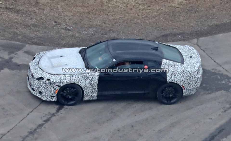 Another angle of the mysterious Camaro prototype