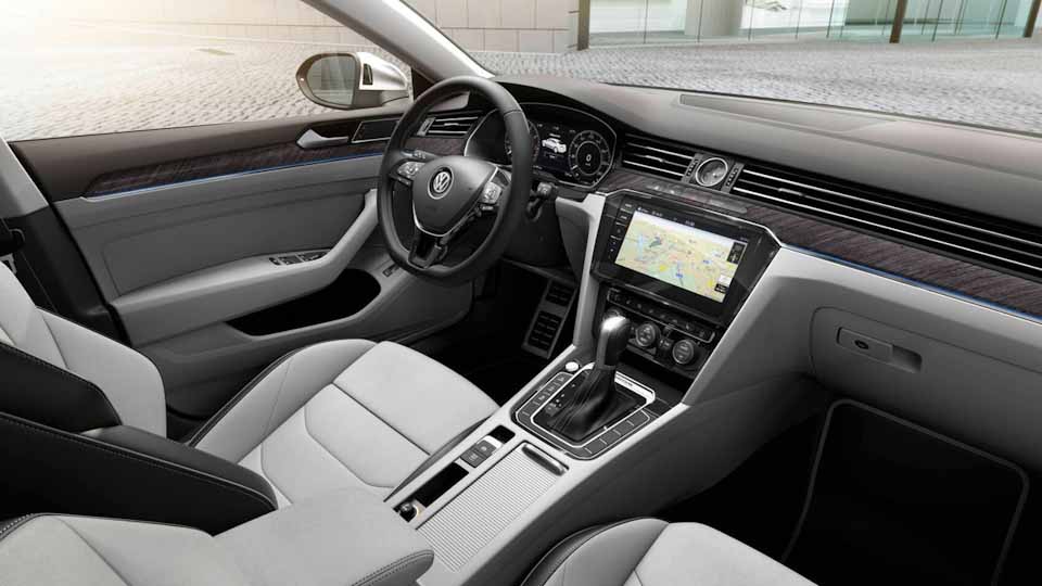 Geneva 2017: Volkswagen Arteon fully revealed