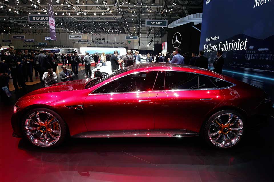 Geneva 2017: Four-door Mercedes-AMG GT Concept debuts