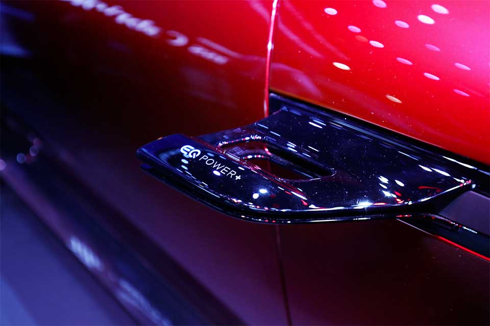 Geneva 2017: Four-door Mercedes-AMG GT Concept debuts