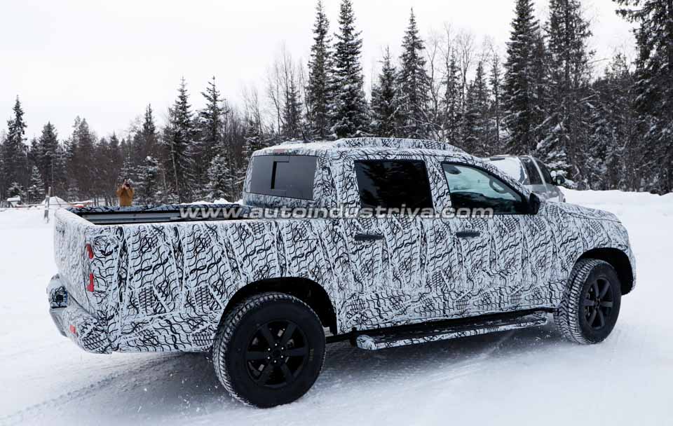 Rear of the Mercedes-Benz X-Class spied