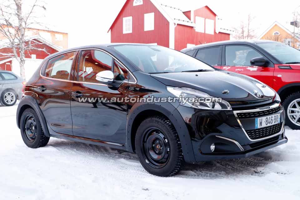 Spied: 2019 Peugeot 208 begins testing