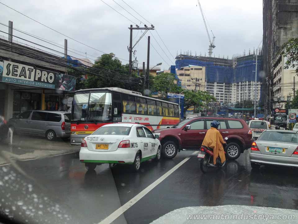 The righteous drivers vs. stupid drivers