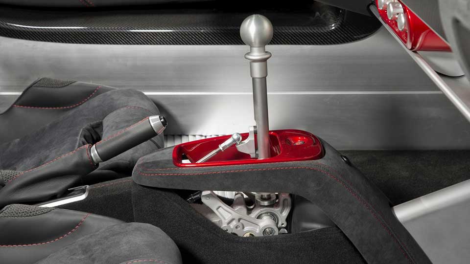 The exposed 6-speed gearbox on Lotus Elise Sprint