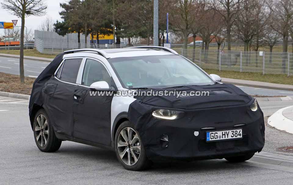 Spied: Kia Stonic 