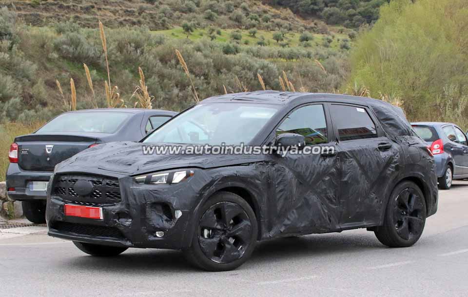 Spied: Inifiniti QX50 