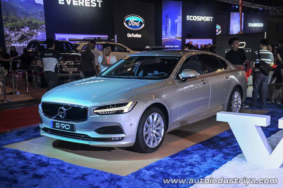 MIAS 2017: Volvo S90 makes public debut