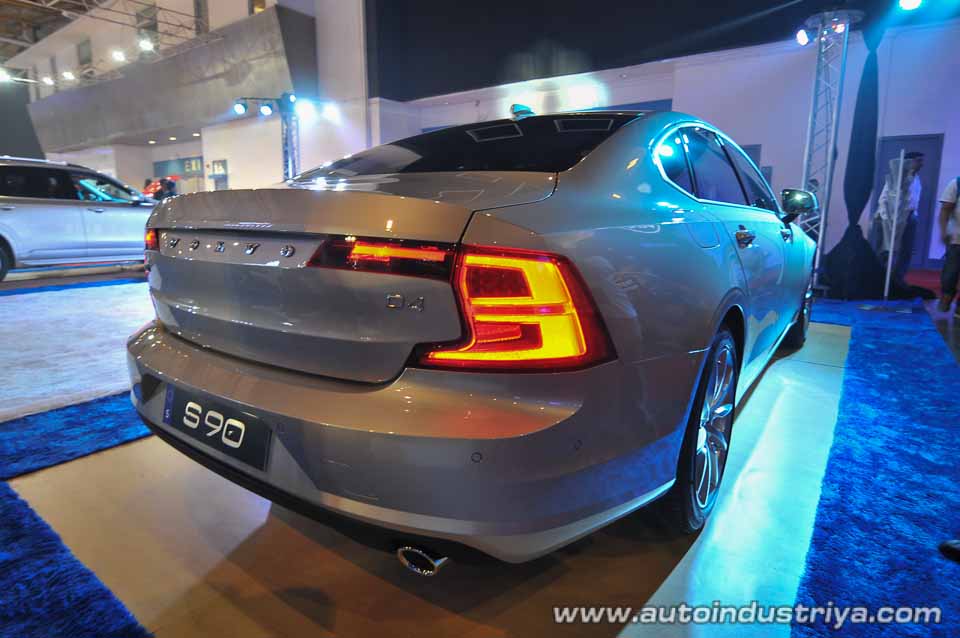 MIAS 2017: Volvo S90 makes public debut