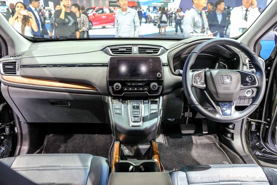 BIMS 2017: All-new Honda CR-V makes ASEAN debut