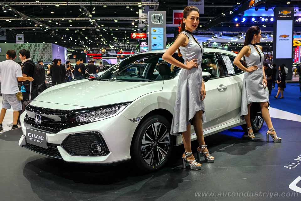 BIMS 2017: Honda Civic Hatchback officially revealed