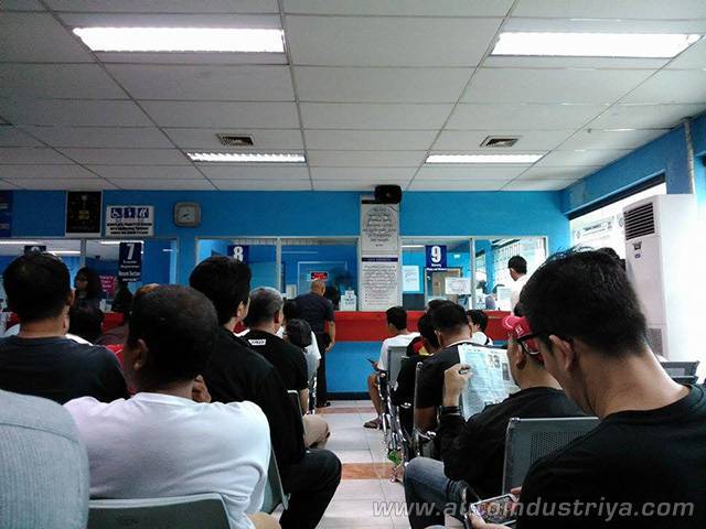 Should the LTO outsource the driver's exam?