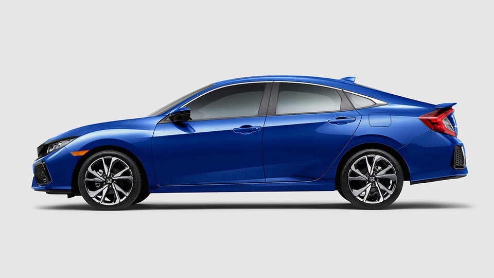 The 2017 Honda Civic Si in four-door body style