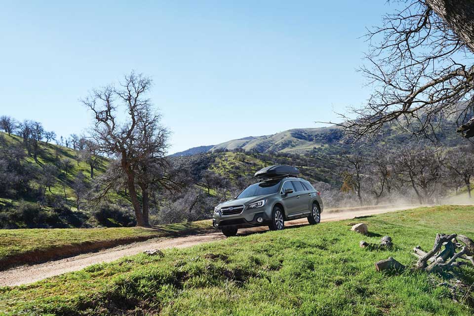 Subaru unveils refreshed, more rugged 2018 Outback 