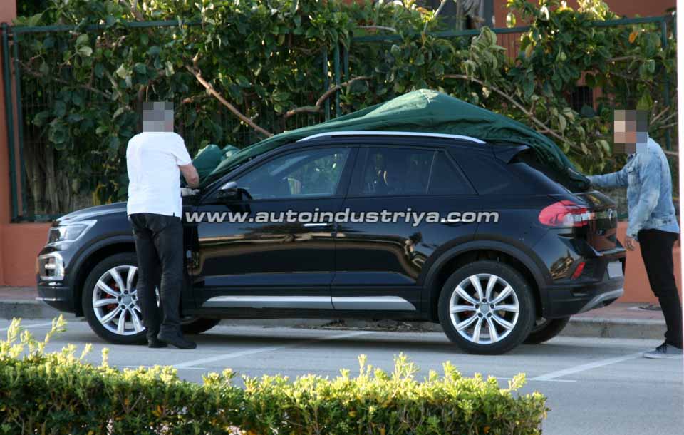 Spied: Volkswagen's all-new B-segment crossover, the T-Roc