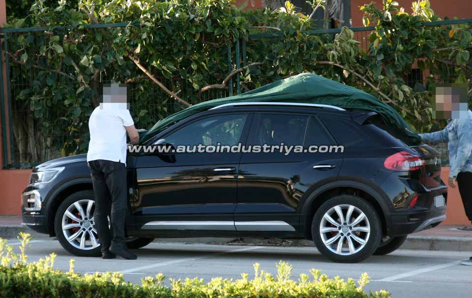 A view of the rear of the T-Roc