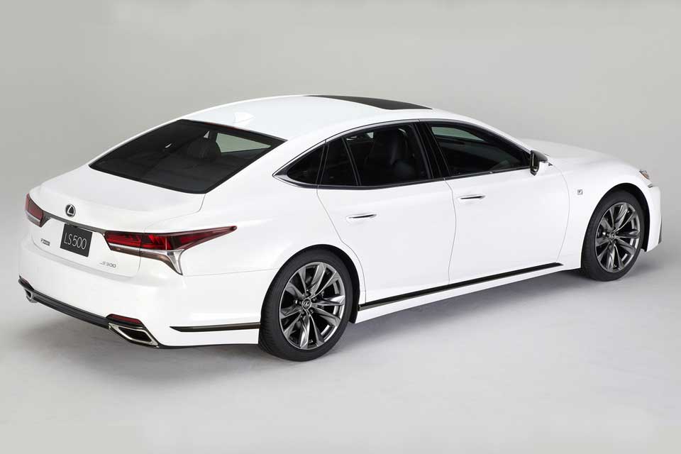 New York 2017: Luxury with a hint of sporty, 2018 Lexus LS 500 F Sport