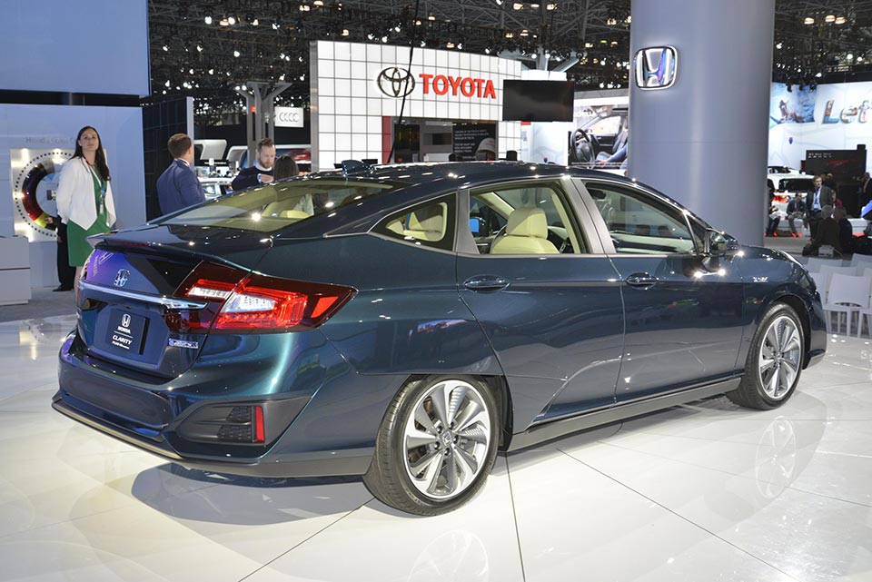 Rear quarter of the Honda Clarity Plug-in Hybrid