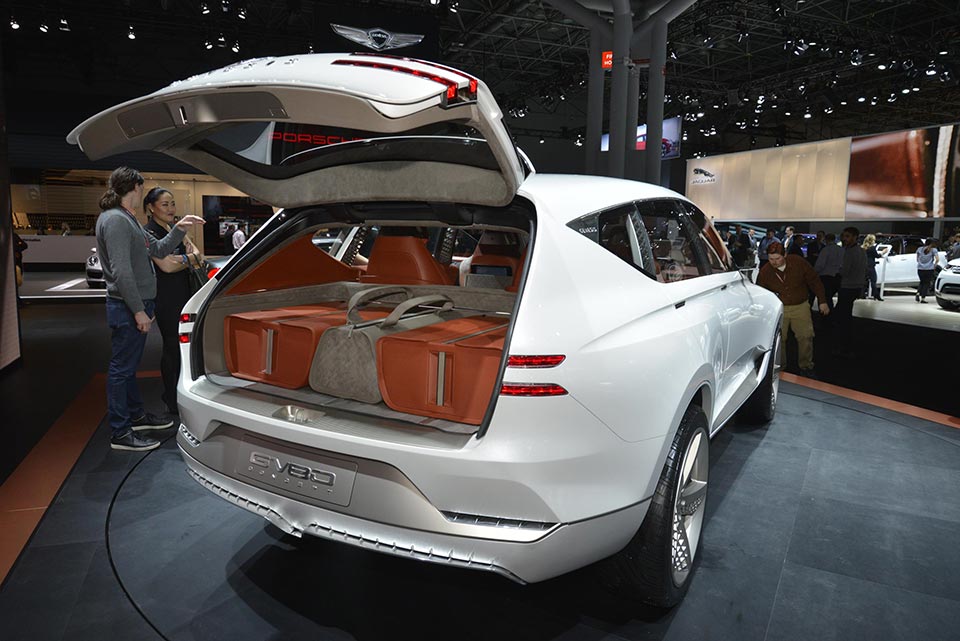 The large cargo area of the Genesis GV80