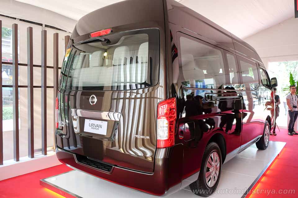 Nissan Philippines launches the longer, wider Urvan Premium Nissan Philippines launches the longer, wider Urvan Premium