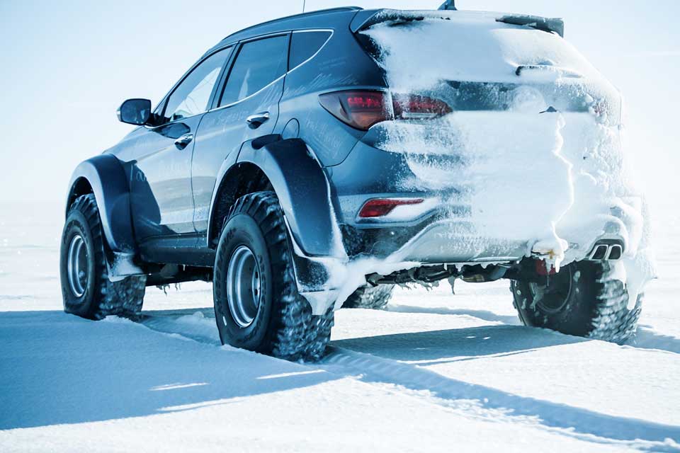 Hyundai makes history by conquering Antarctica in a Santa Fe 
