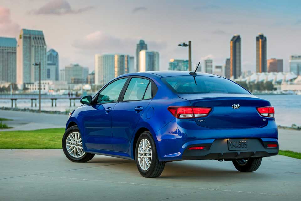 Kia gives the 2017 Rio a sedan variant