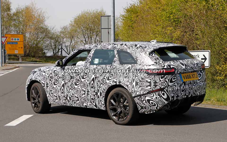 A closer look at the Range Rover Velar's rear