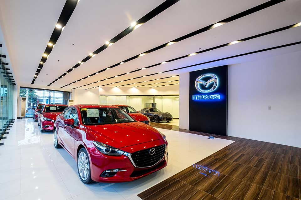 Mazda opens new Otis showroom