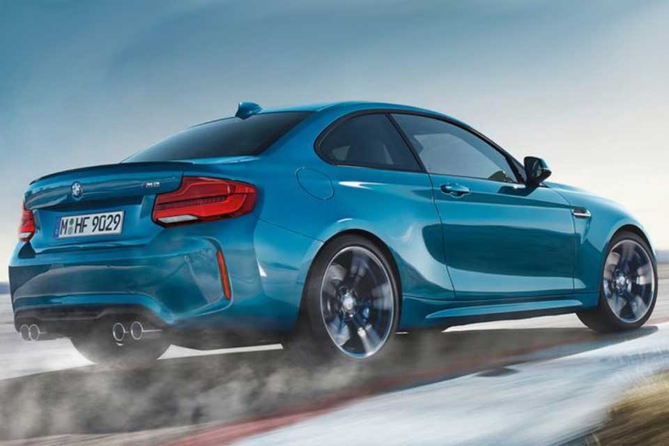 2018 BMW M2 facelift photos leaked